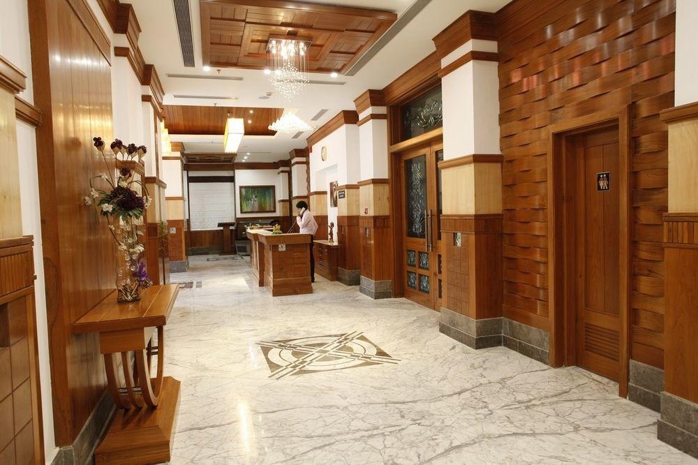 Hotel Saffron Leaf Дехрадун Екстериор снимка